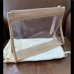Azaria tote